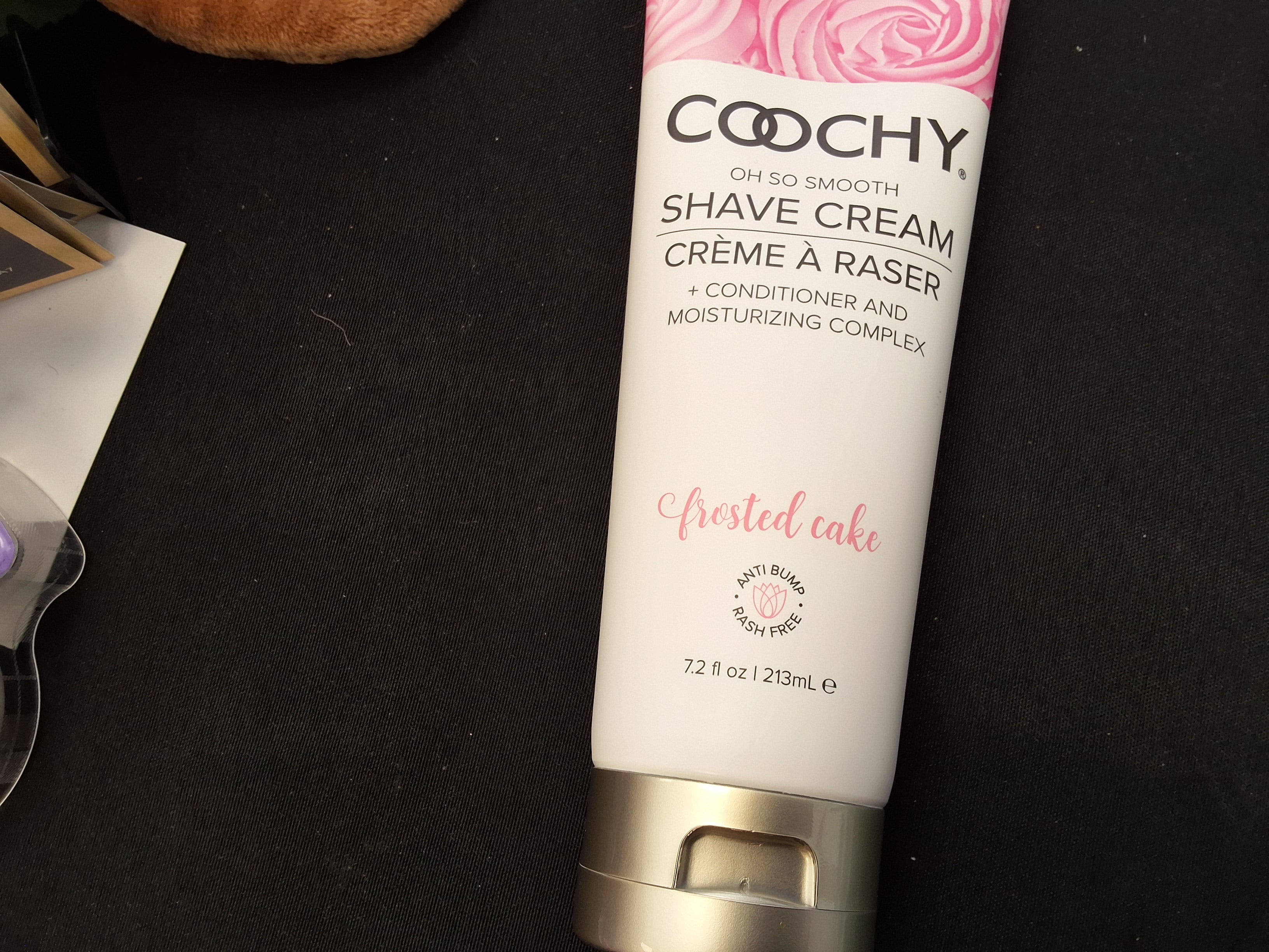 Coochy Rash-Free Shave Cream – Frosted Cake 7.2 oz
